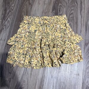 Chic Yellow Floral Mini Skirt